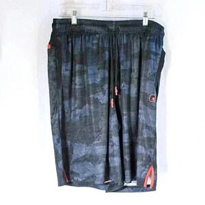 AND1 Size L black/grey camo print basketball shorts workout gym